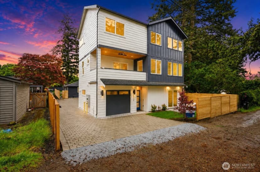 Property photo for 9725 Evanston Avenue N, Seattle photo 40