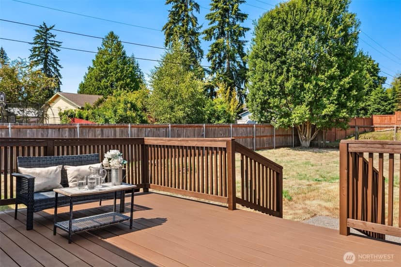 Property photo for 2021 204th Street Sw, Lynnwood photo 20