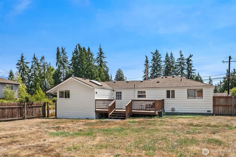 Property photo for 2021 204th Street Sw, Lynnwood photo 21