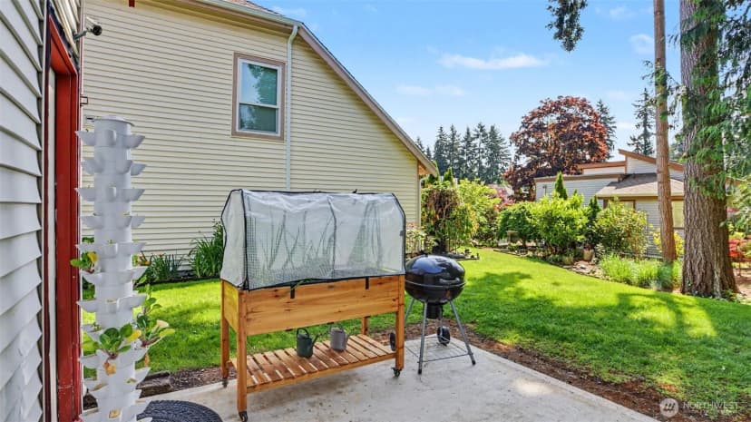 Property photo for 247 S 328th Lane, Federal Way photo 21