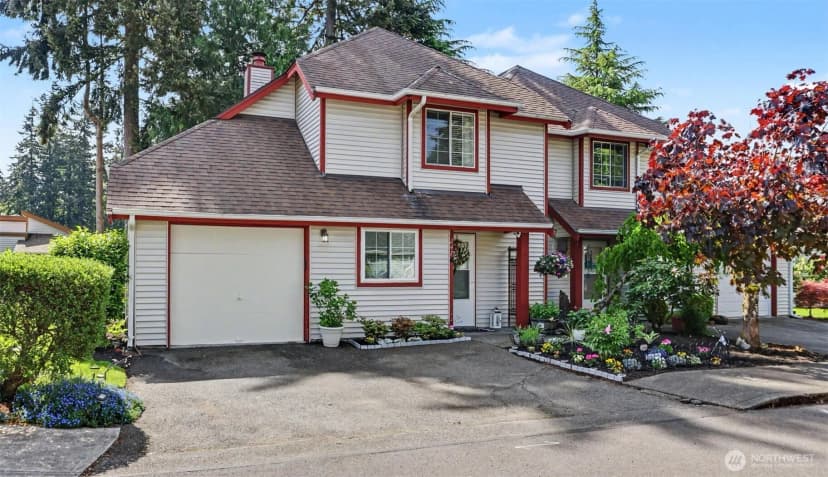 Property photo for 247 S 328th Lane, Federal Way