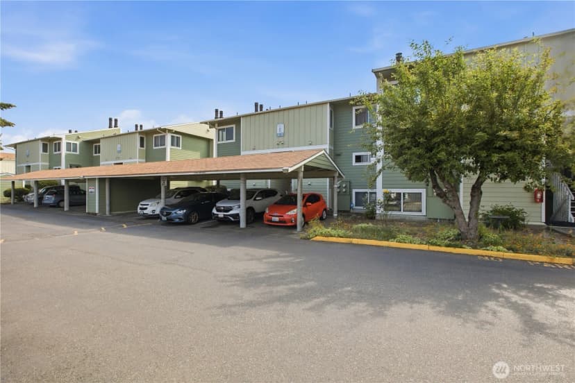 Property photo for 22240 24th Avenue S #e38, Des Moines photo 3