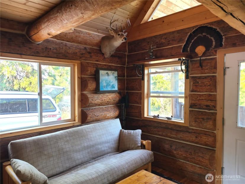 Property photo for 20 Doe Mountain Road, Tonasket photo 3