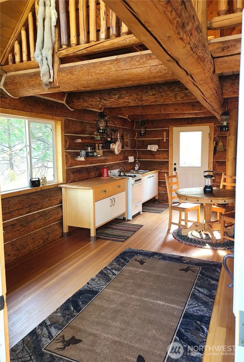Property photo for 20 Doe Mountain Road, Tonasket photo 4