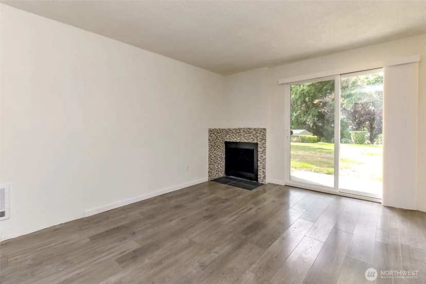 Property photo for 15280 Macadam Road S #e104, Tukwila photo 6