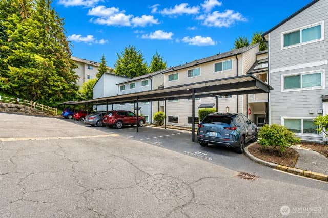 Property photo for 15280 Macadam Road S #e104, Tukwila photo 2