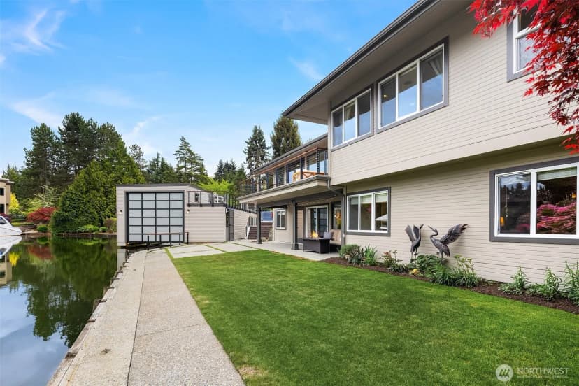 Property photo for 61 Cascade Key, Bellevue photo 32