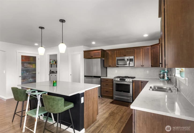 Property photo for 17152 Big Fir Place, Mount Vernon photo 9