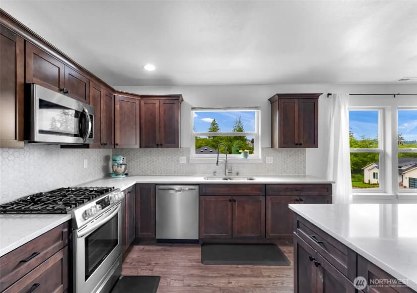 Property photo for 17152 Big Fir Place, Mount Vernon photo 6