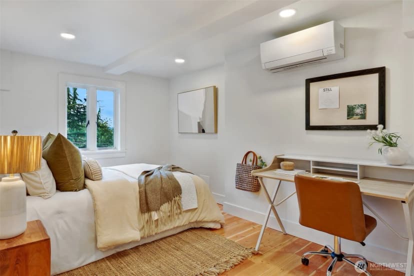 Property photo for 4011 Sw Massachusetts Street, Seattle photo 33