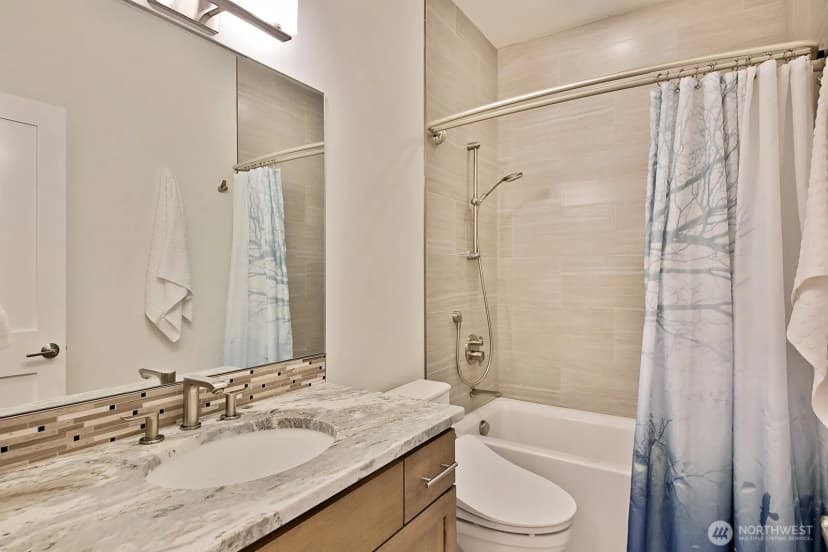 Property photo for 512 Cascade Avenue #a, Langley photo 16