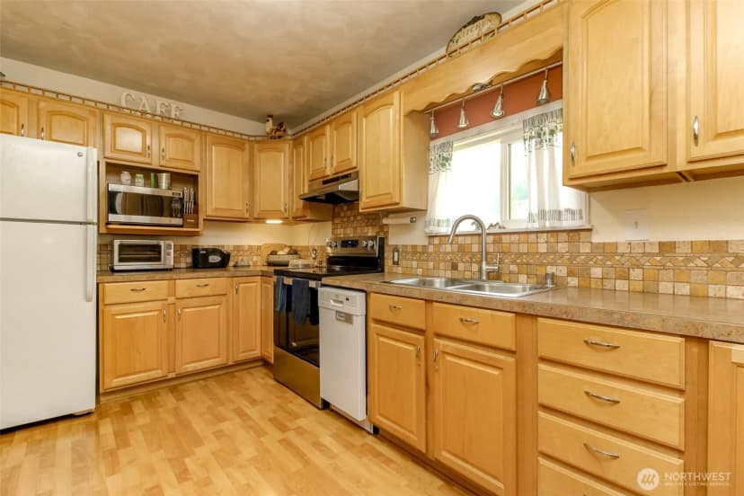 Property photo for 137 Damron Road, Mossyrock photo 14