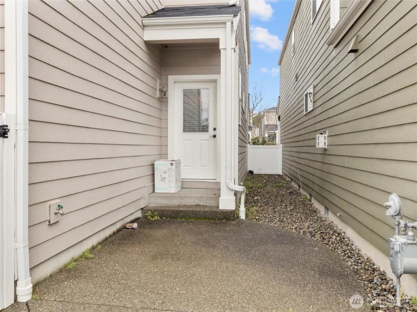 Property photo for 7625 Kodiak Avenue Ne, Lacey photo 24