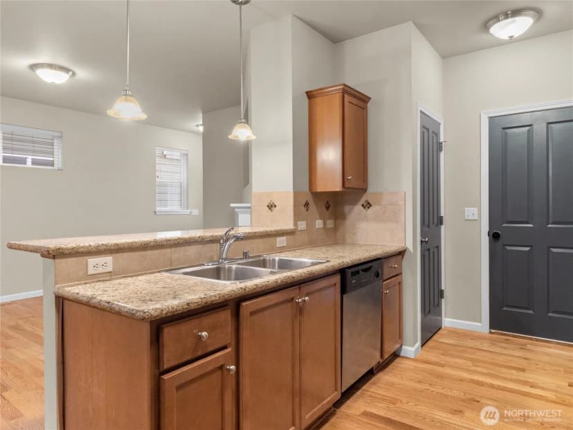 Property photo for 7625 Kodiak Avenue Ne, Lacey photo 11