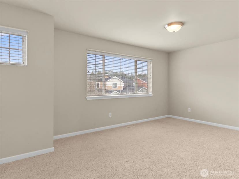 Property photo for 7625 Kodiak Avenue Ne, Lacey photo 13