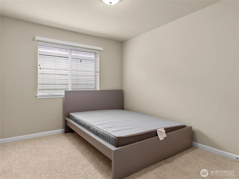 Property photo for 7625 Kodiak Avenue Ne, Lacey photo 16