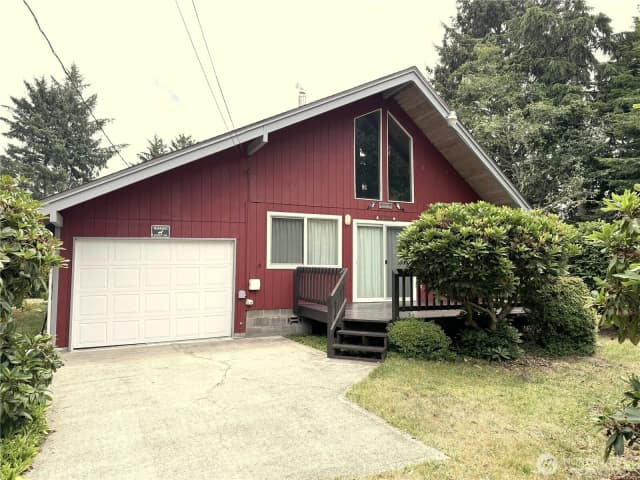 Property photo for 32216 R Street, Ocean Park photo 2