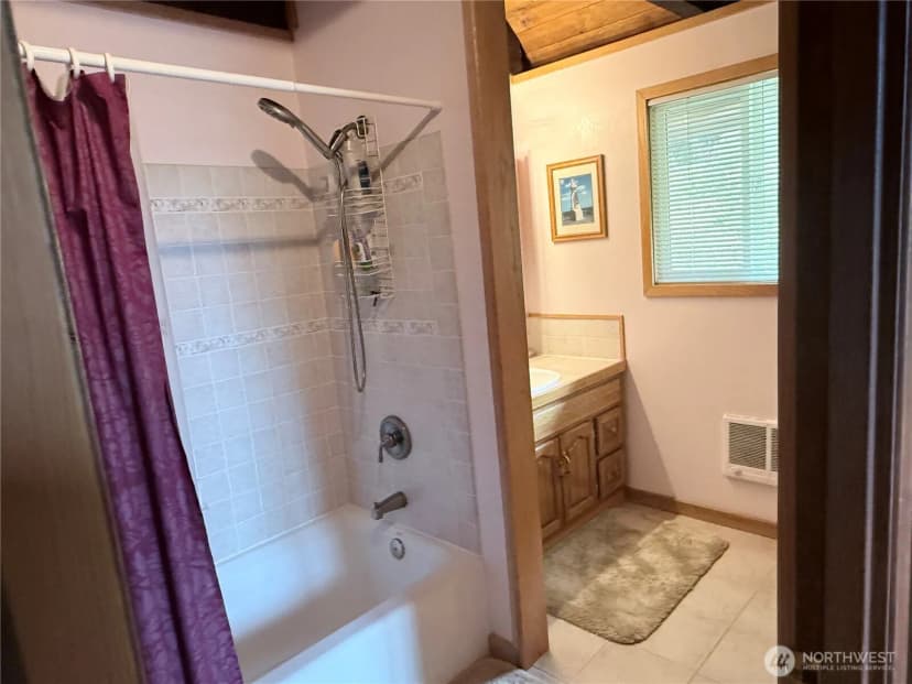 Property photo for 32216 R Street, Ocean Park photo 16