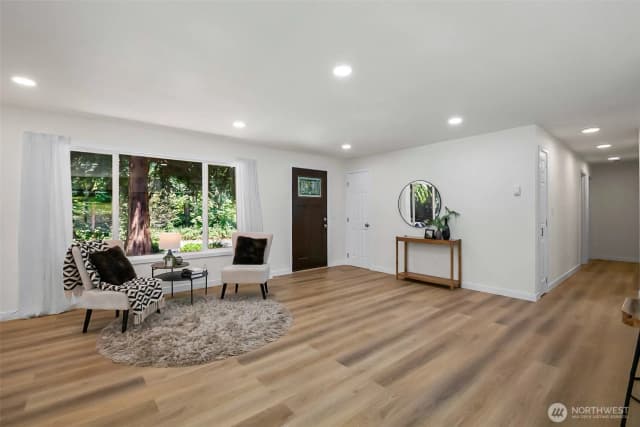 Property photo for 13304 Elliott Road, Snohomish photo 3