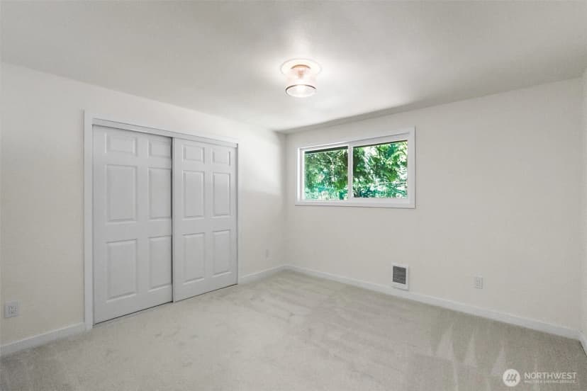 Property photo for 13304 Elliott Road, Snohomish photo 22
