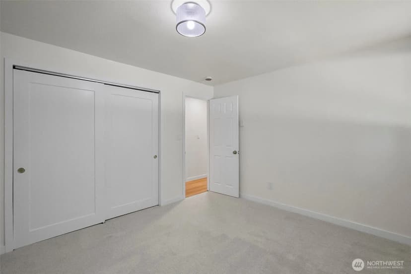 Property photo for 13304 Elliott Road, Snohomish photo 23
