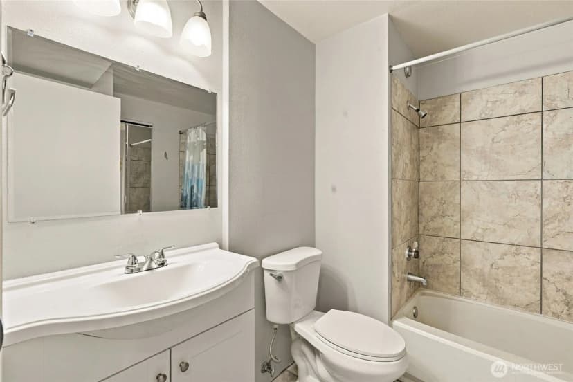 Property photo for 12712 Ne 120th Street #g5, Kirkland photo 14
