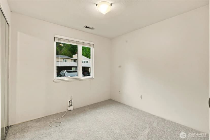 Property photo for 12712 Ne 120th Street #g5, Kirkland photo 13
