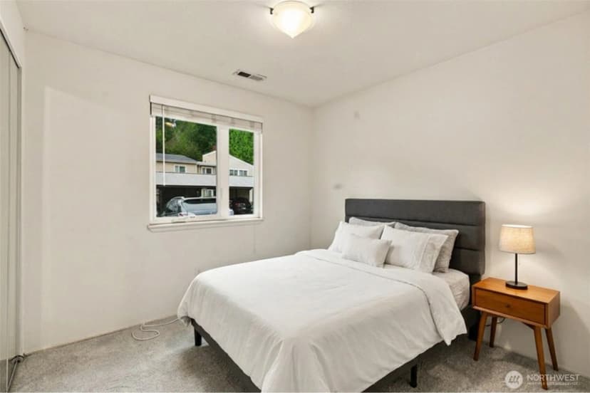 Property photo for 12712 Ne 120th Street #g5, Kirkland photo 12