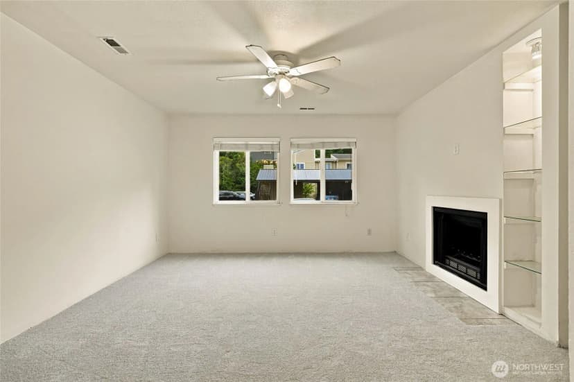 Property photo for 12712 Ne 120th Street #g5, Kirkland photo 4