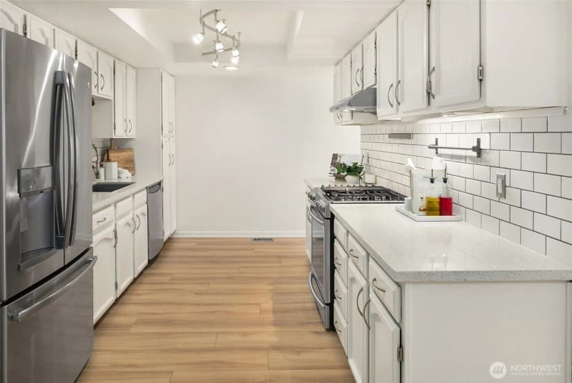 Property photo for 11901 93rd Avenue Ne #b205, Kirkland photo 9