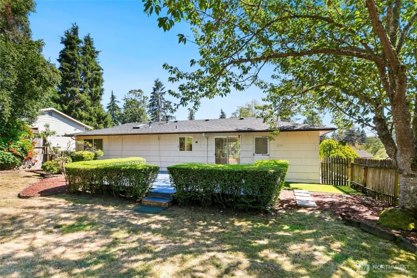 Property photo for 2434 Sw 328th Street, Federal Way photo 13