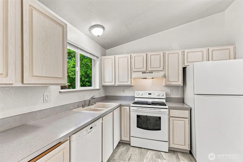 Property photo for 15328 Se 179th Street, Renton photo 7
