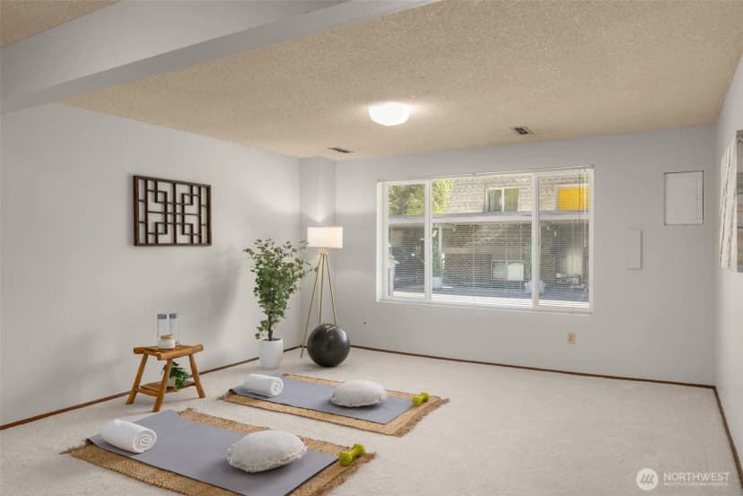 Property photo for 243 169th Avenue Ne, Bellevue photo 22