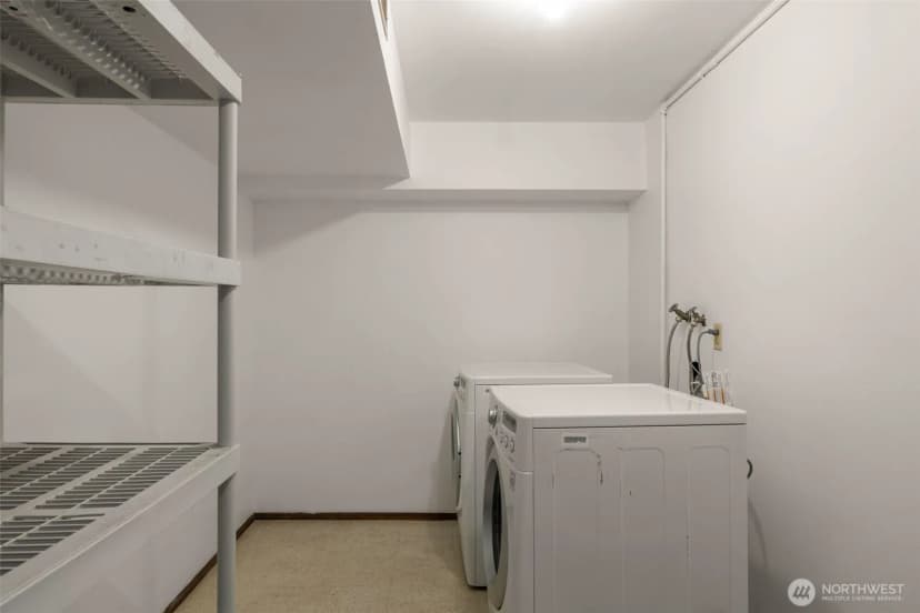 Property photo for 243 169th Avenue Ne, Bellevue photo 24