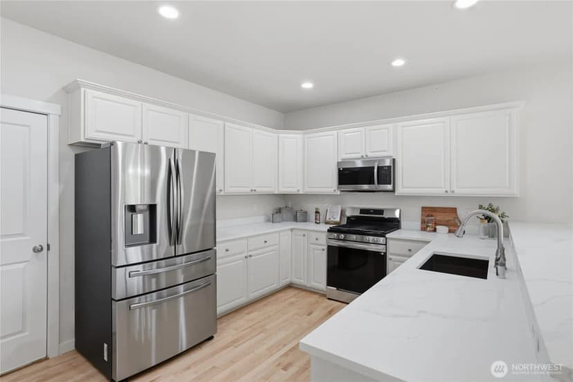 Property photo for 252 245th Place Ne, Sammamish photo 13