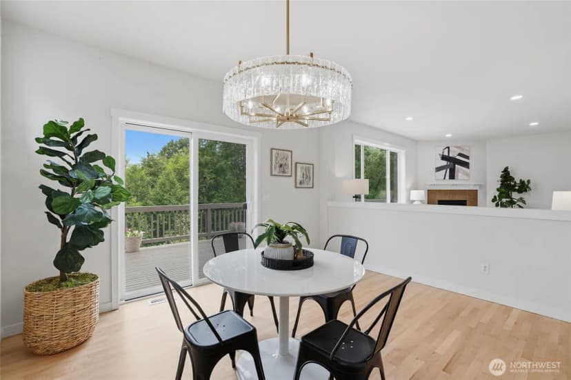 Property photo for 252 245th Place Ne, Sammamish photo 11