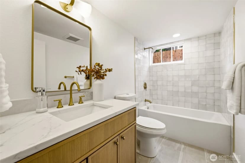 Property photo for 811 N L Street, Tacoma photo 29
