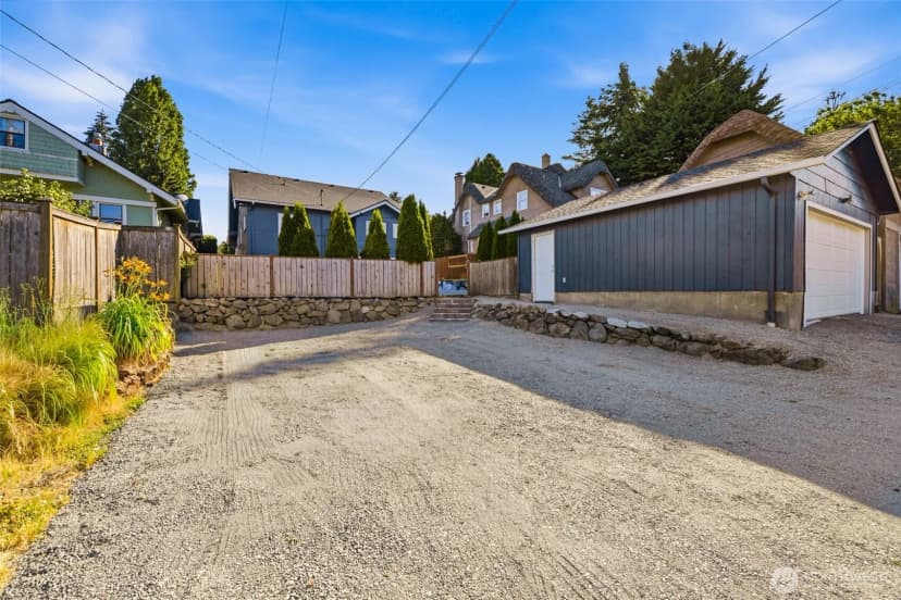 Property photo for 811 N L Street, Tacoma photo 36
