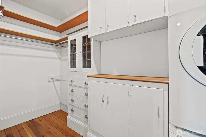 Property photo for 604 W Kinnear Place, Seattle photo 21
