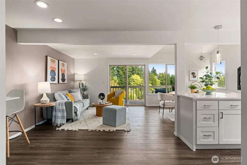 Property photo for 216 167th Place Ne, Bellevue photo 11