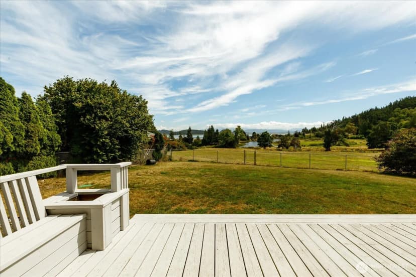 Property photo for 699 Maplewood Loop, Oak Harbor photo 21