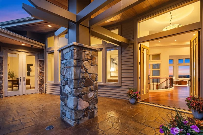 Property photo for 3052 Ne Harrison Street, Issaquah photo 31