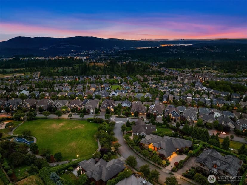 Property photo for 3052 Ne Harrison Street, Issaquah photo 40