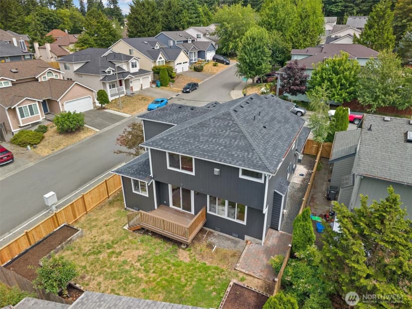 Property photo for 18515 147th Court Se, Renton photo 36