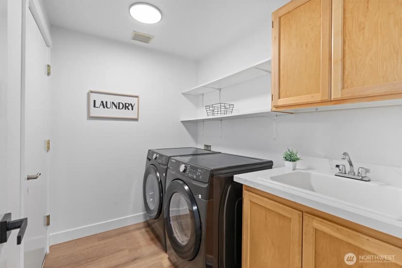 Property photo for 18515 147th Court Se, Renton photo 19