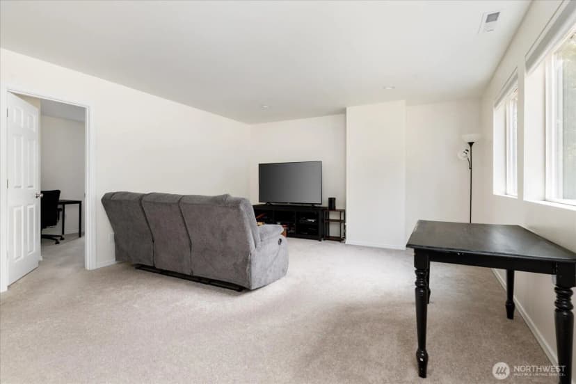 Property photo for 1012 Star Flower Road, Oak Harbor photo 14