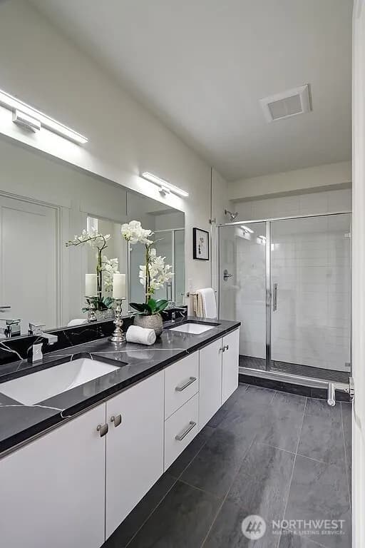 Property photo for 1467 S Columbian Way, Seattle photo 17