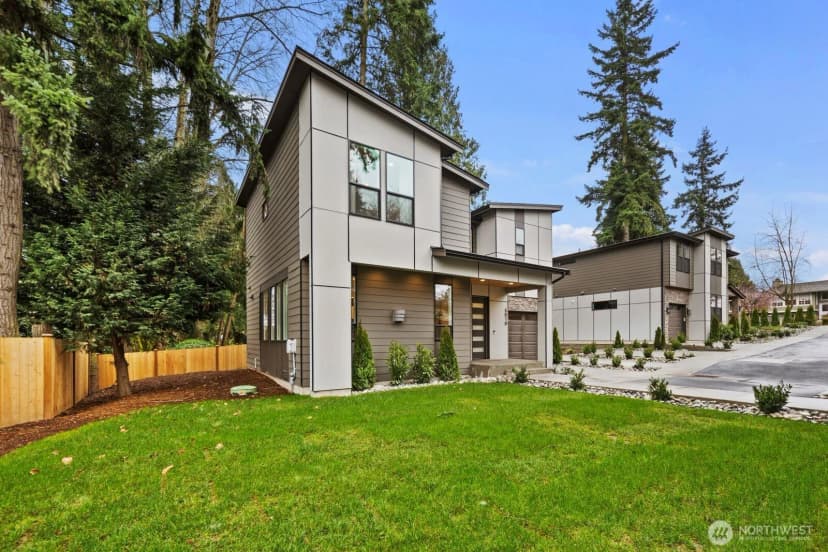 Property photo for 5010 114th Avenue Ne, Kirkland photo 6