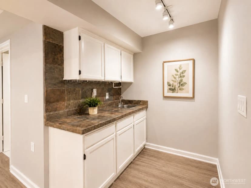 Property photo for 15222 Se 48th Drive, Bellevue photo 15