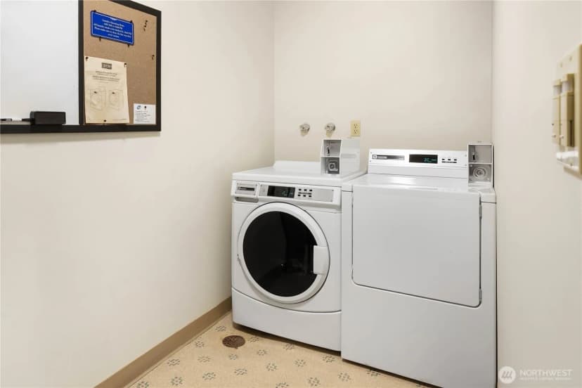 Property photo for 6201 Lake Washington Boulevard Ne #208, Kirkland photo 24